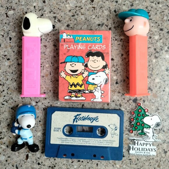 BUNDLE Vintage Peanuts Snoopy Charlie Brown Small Collectibles - Picture 1 of 15